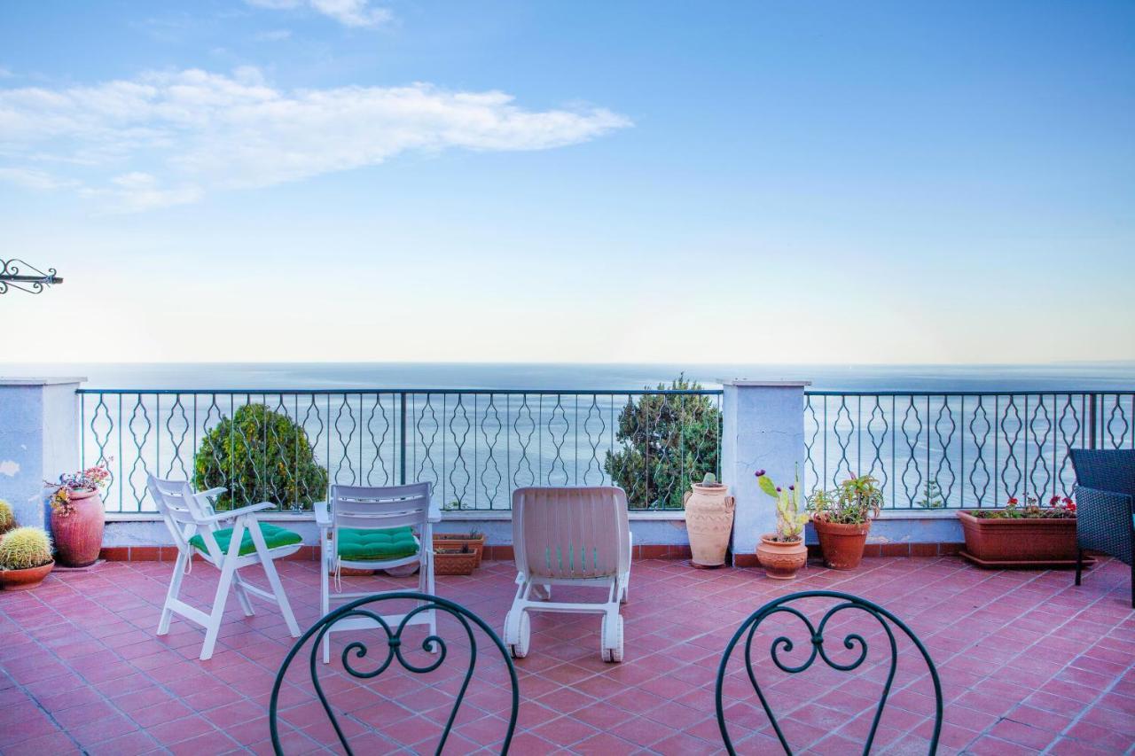 Belvedere House تاورمينا المظهر الخارجي الصورة